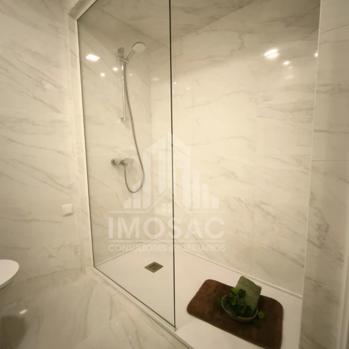 Apartamento T3 para Venda em Benfica Foto 25