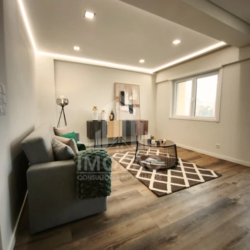 Apartamento T3 para Venda em Benfica Foto 9