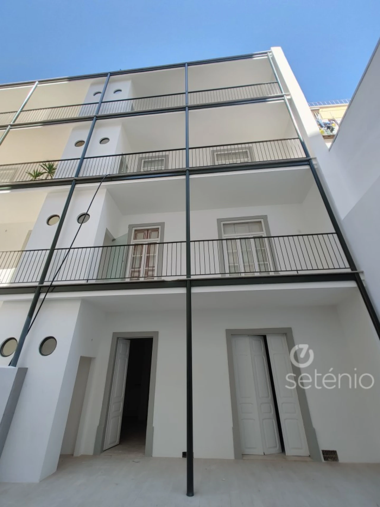 Apartamento T3 para Venda em Santo António Foto 14