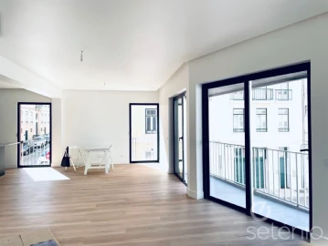 Apartamento T4 para Venda em Arroios