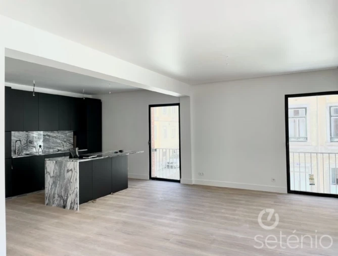 Apartamento T4 para Venda em Arroios Foto 4