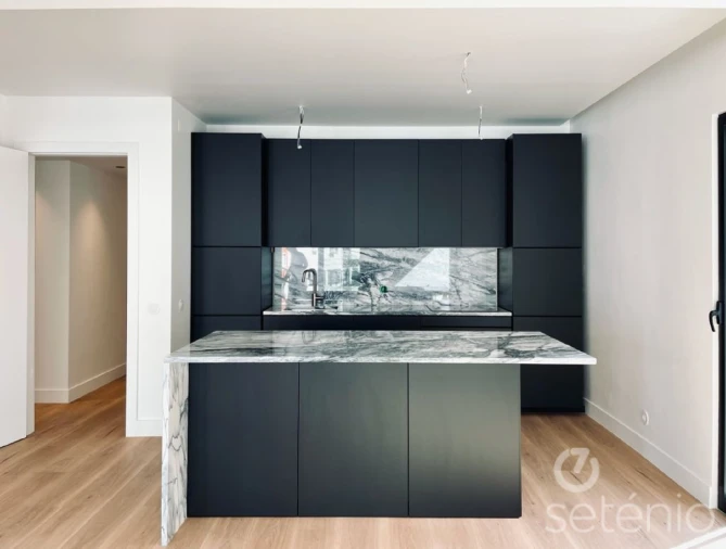 Apartamento T4 para Venda em Arroios Foto 2