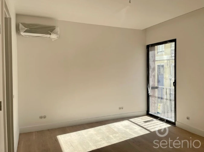 Apartamento T4 para Venda em Arroios Foto 8