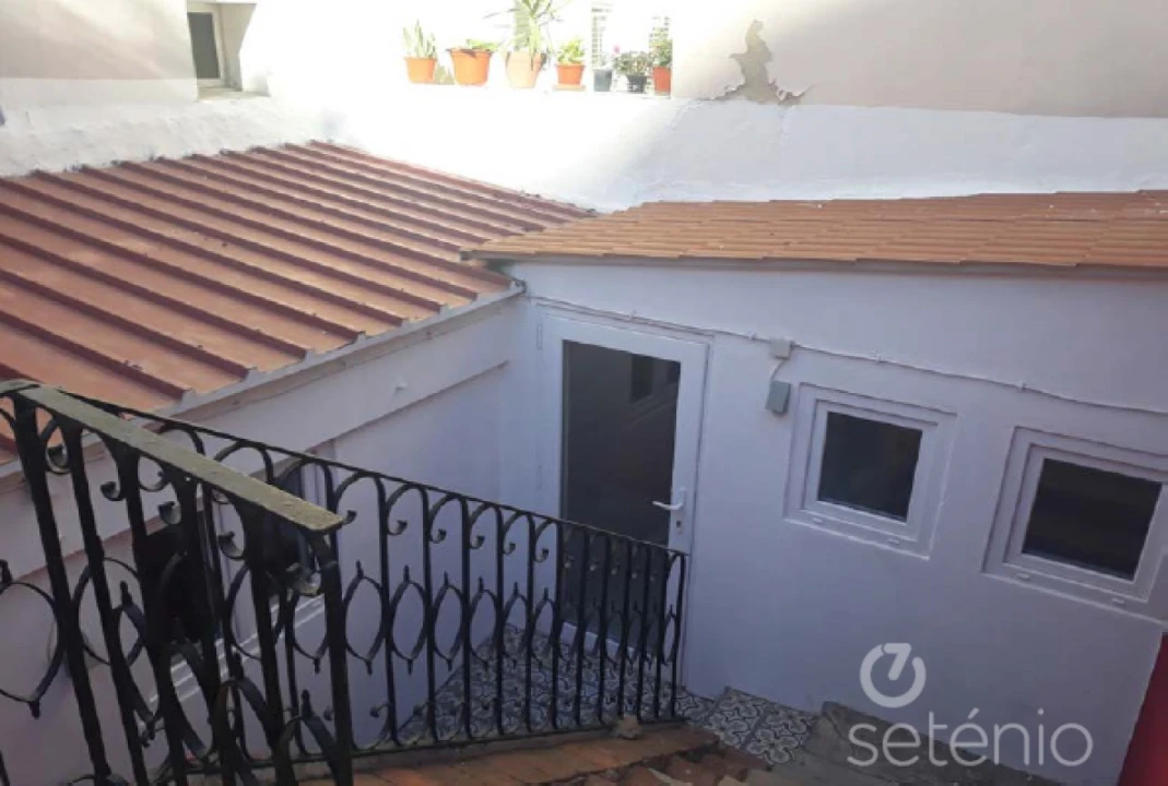 Prédio para Venda em Santa Maria Maior Foto 4