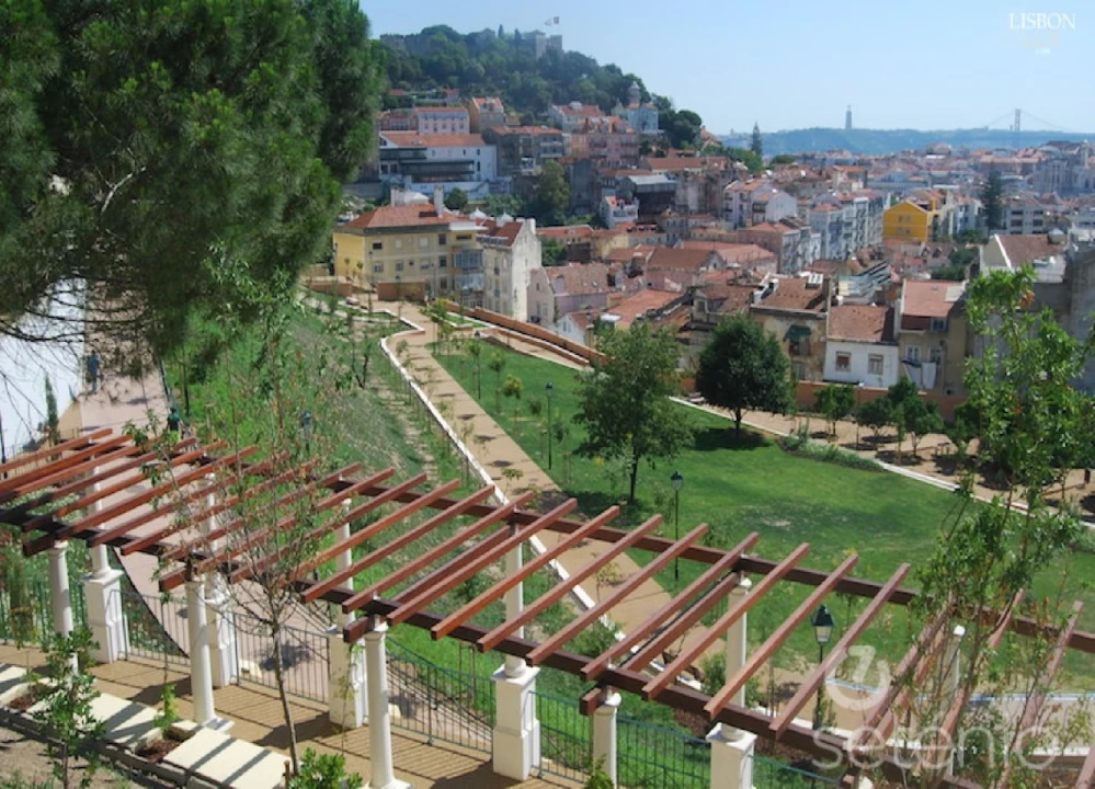 Prédio para Venda em Santa Maria Maior Foto 11
