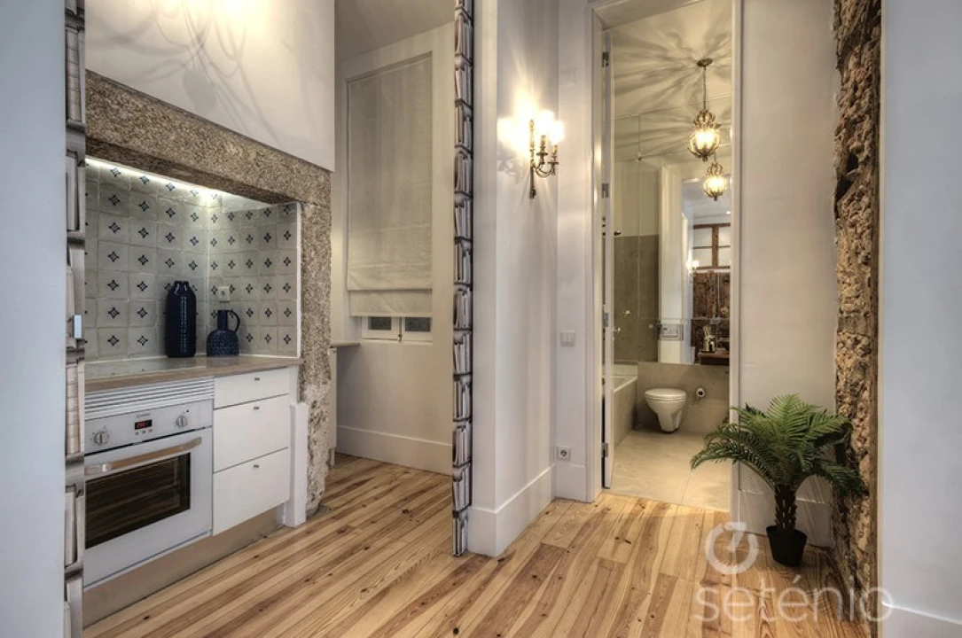 Apartamento T1 para Venda em Santa Maria Maior Foto 4