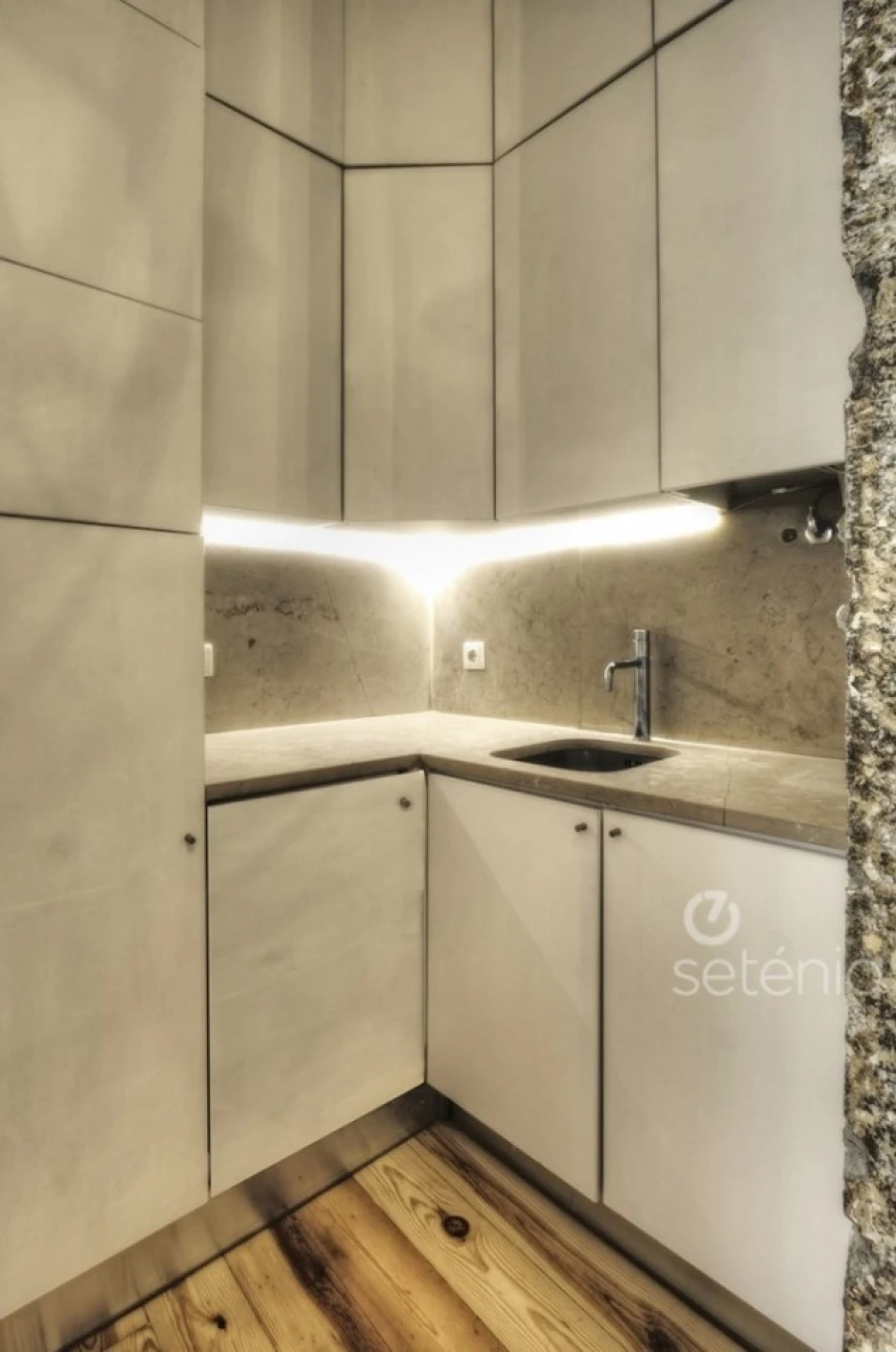 Apartamento T1 para Venda em Santa Maria Maior Foto 15
