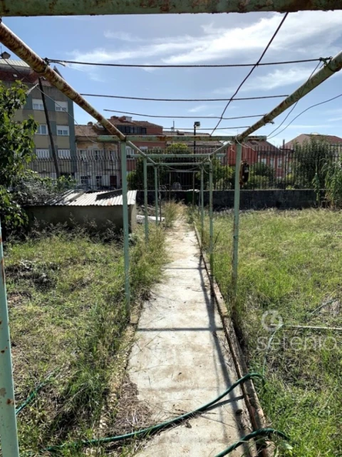 Terreno para Venda em Ajuda