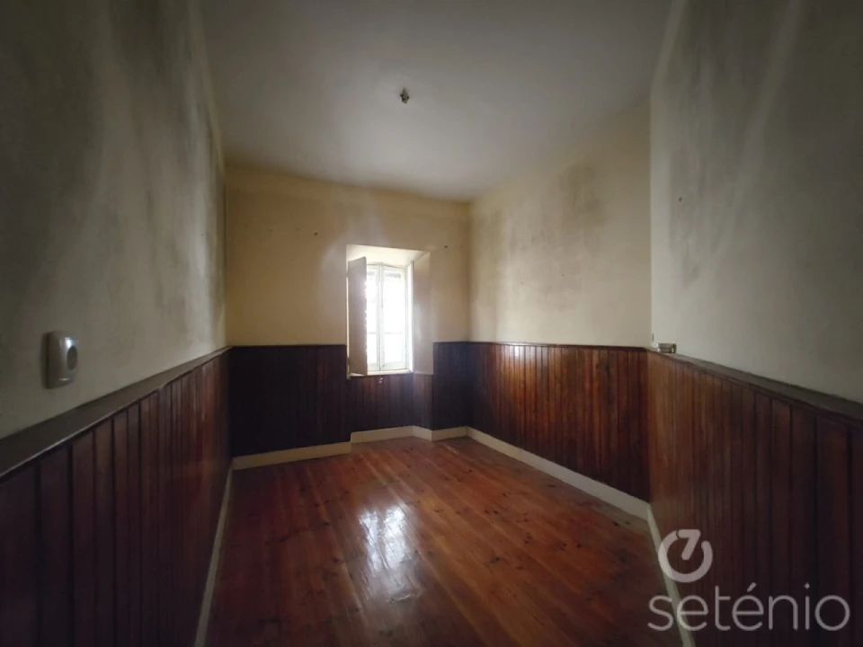 Apartamento T1 para Venda em Estrela Foto 4