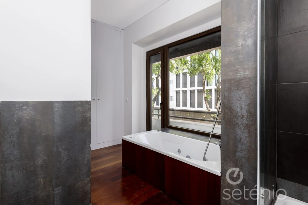 Apartamento T4 para Venda em Avenidas Novas Foto 13