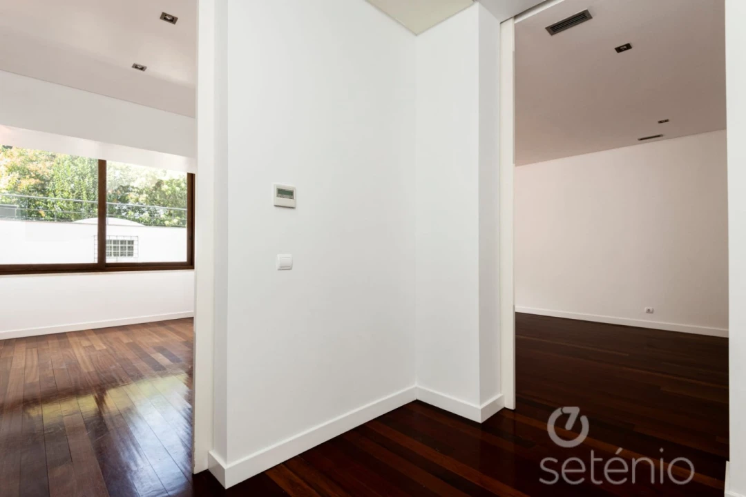 Apartamento T4 para Venda em Avenidas Novas Foto 10