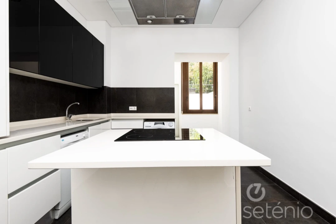 Apartamento T4 para Venda em Avenidas Novas Foto 19