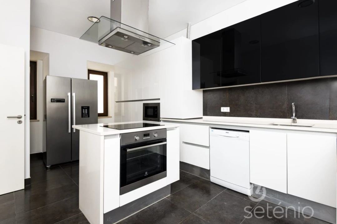 Apartamento T4 para Venda em Avenidas Novas Foto 6