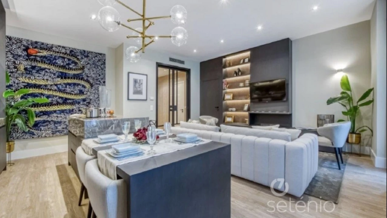 Apartamento T1 para Venda em Santo António Foto 1