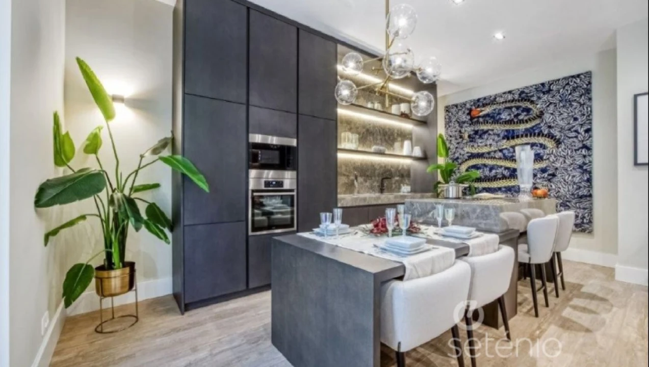 Apartamento T1 para Venda em Santo António Foto 3