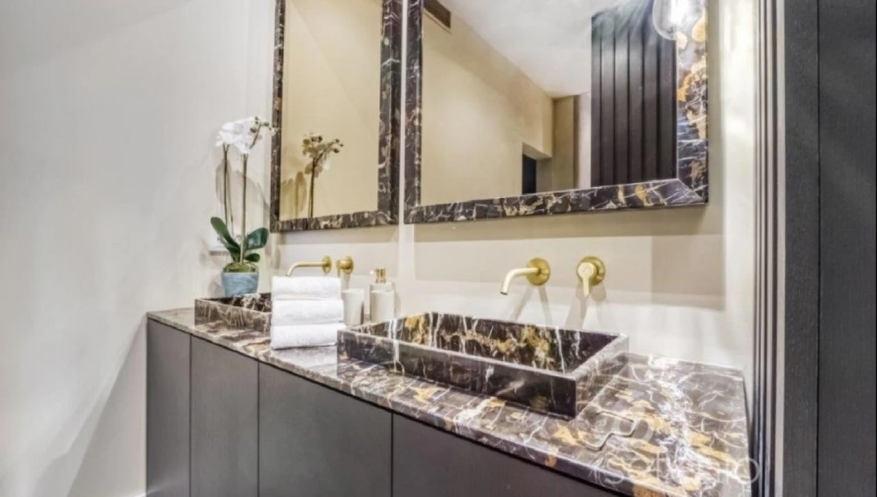 Apartamento T1 para Venda em Santo António Foto 17