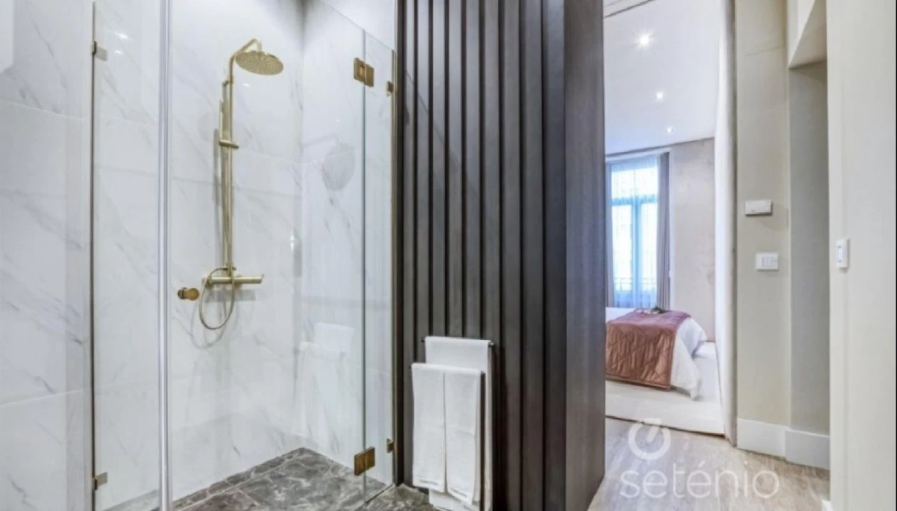 Apartamento T1 para Venda em Santo António Foto 22