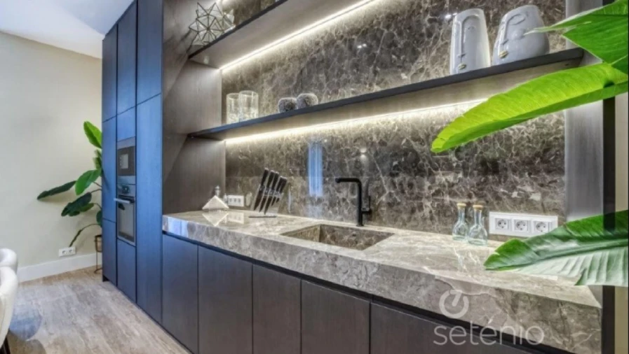 Apartamento T1 para Venda em Santo António Foto 11