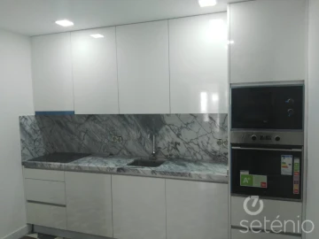 Apartamento T1 para Venda em Santa Maria Maior