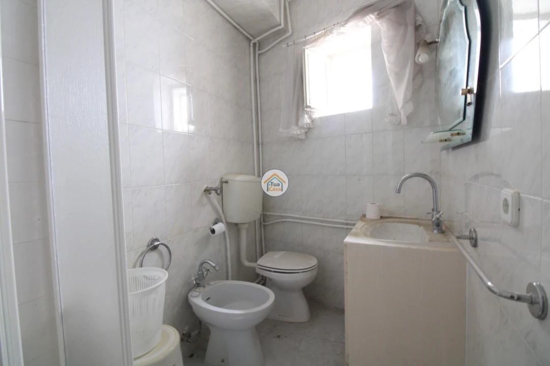 Moradia T3 para Venda em Redondo Foto 16