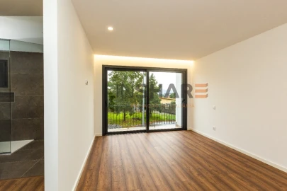 Moradia T3 para Venda em Loureira