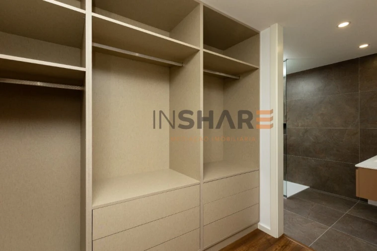 Moradia T3 para Venda em Loureira Foto 26