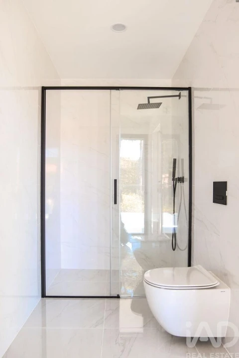 Moradia T4 para Venda em Corroios