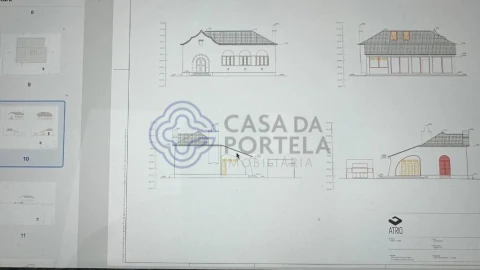 Moradia T3 para Venda em Torre de Coelheiros