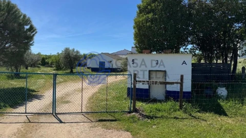 Moradia T3 para Venda em Torre de Coelheiros