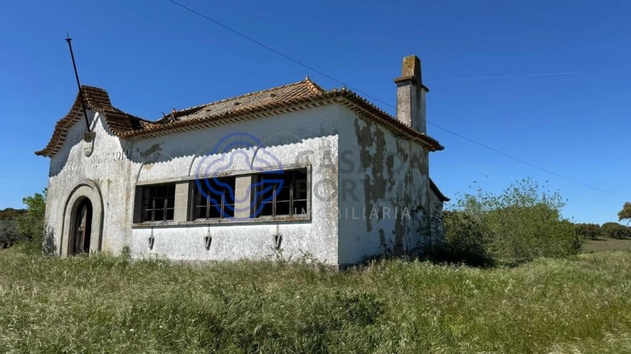 Moradia T3 para Venda em Torre de Coelheiros Foto 2