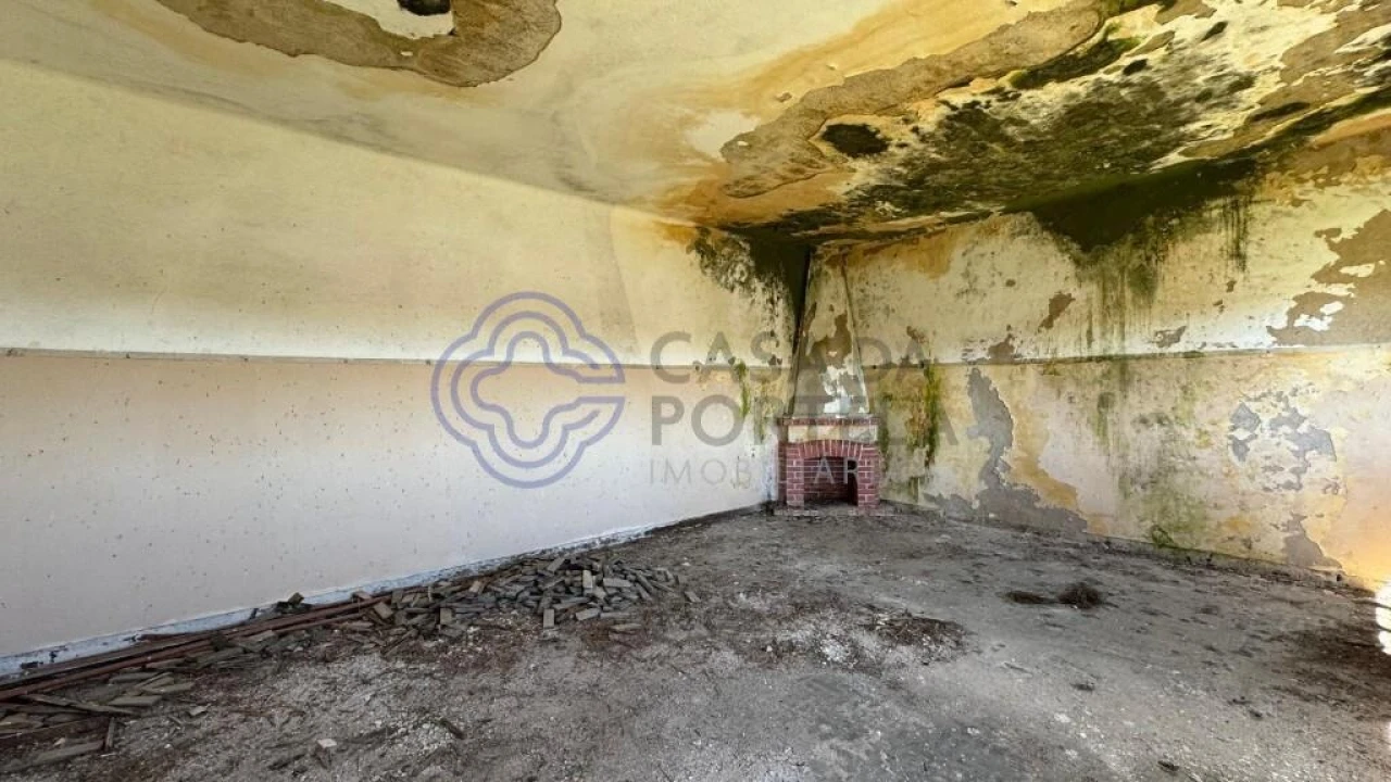 Moradia T3 para Venda em Torre de Coelheiros Foto 20