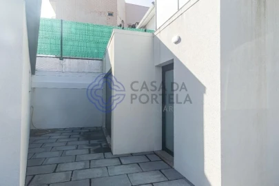 Moradia T2 para Venda em Santa Marinha e São Pedro da Afurada