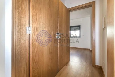 Moradia T2 para Venda em Santa Marinha e São Pedro da Afurada