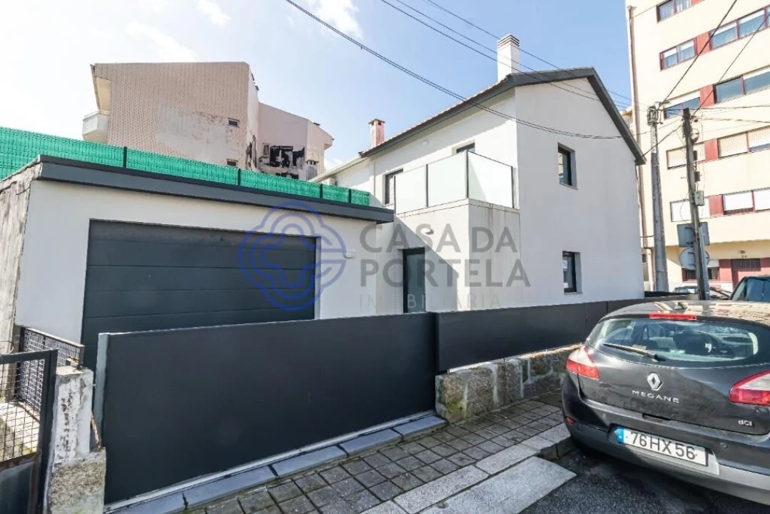 Moradia T2 para Venda em Santa Marinha e São Pedro da Afurada Foto 32