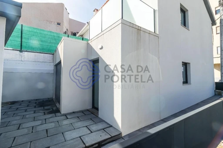 Moradia T2 para Venda em Santa Marinha e São Pedro da Afurada Foto 31