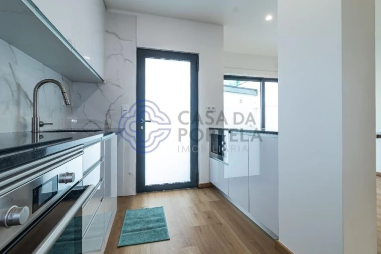 Moradia T2 para Venda em Santa Marinha e São Pedro da Afurada Foto 16