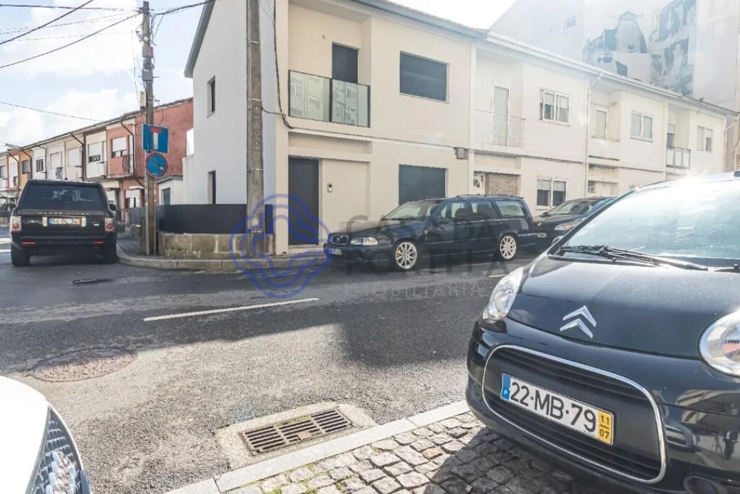 Moradia T2 para Venda em Santa Marinha e São Pedro da Afurada Foto 27