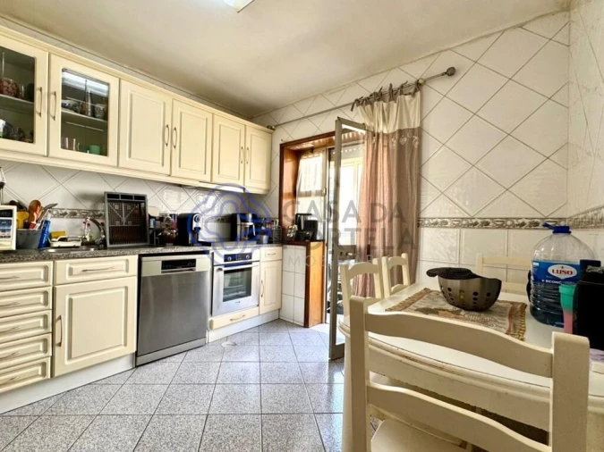 Apartamento T3 para Venda em Gulpilhares e Valadares Foto 2