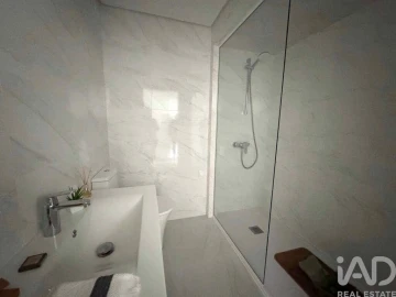 Apartamento T3 para Venda em Benfica