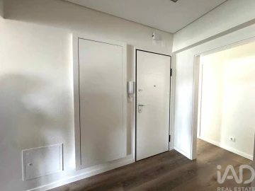 Apartamento T3 para Venda em Benfica