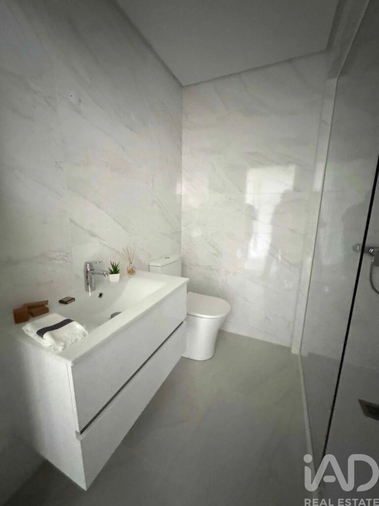 Apartamento T3 para Venda em Benfica Foto 13