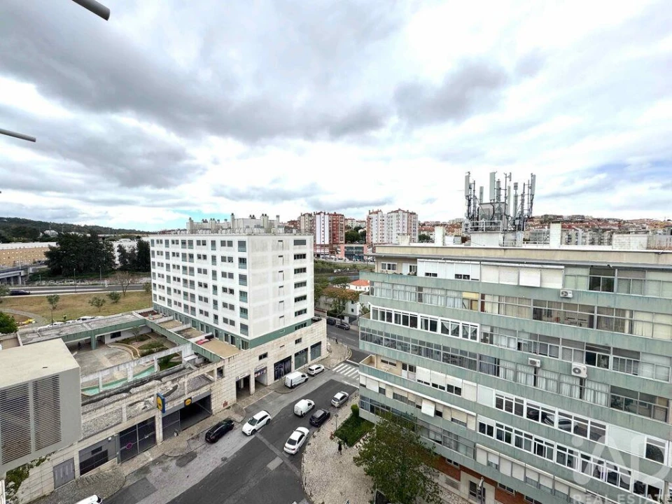 Apartamento T3 para Venda em Benfica Foto 10
