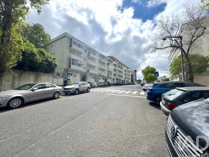 Apartamento T3 para Venda em Benfica Foto 35