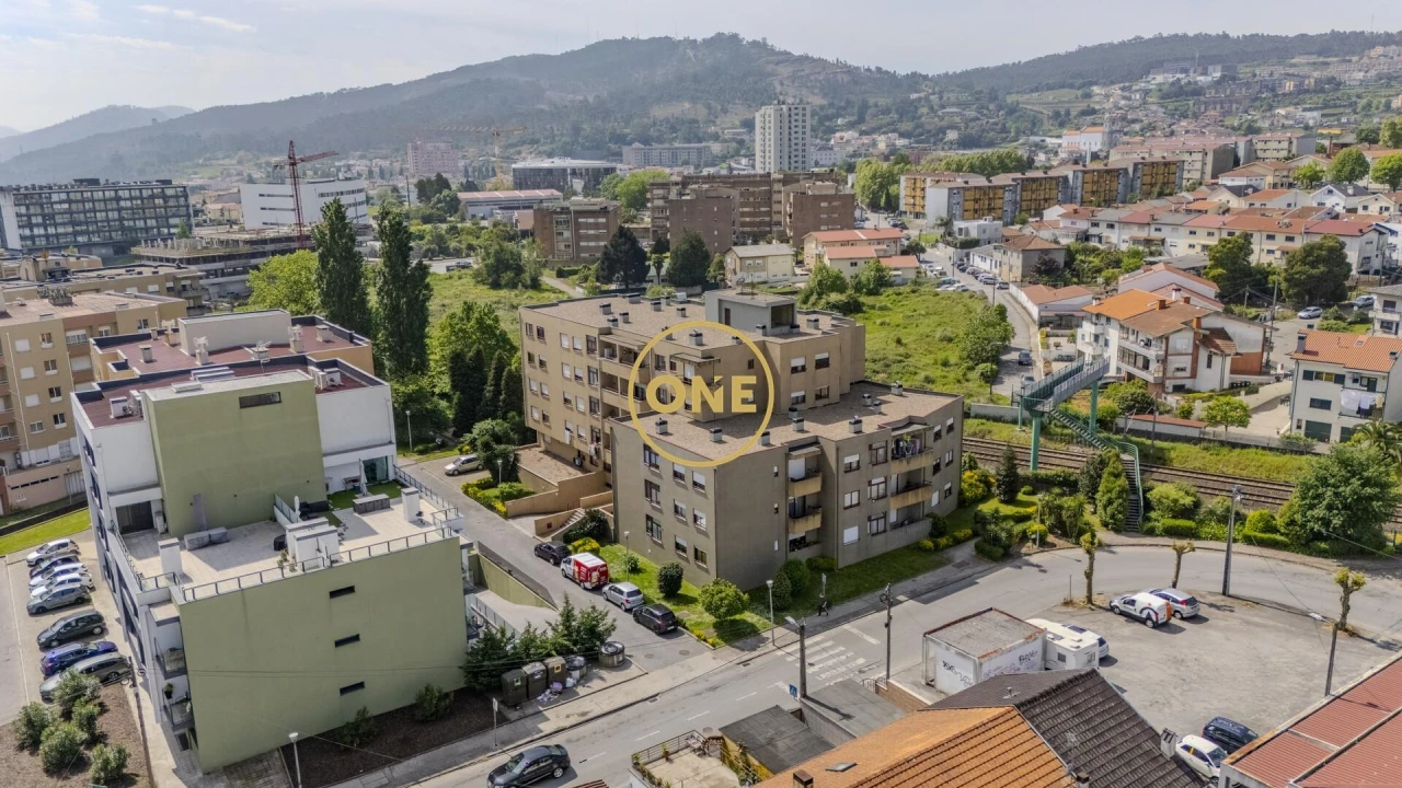 Apartamento T2 para Venda em Valongo Foto 20