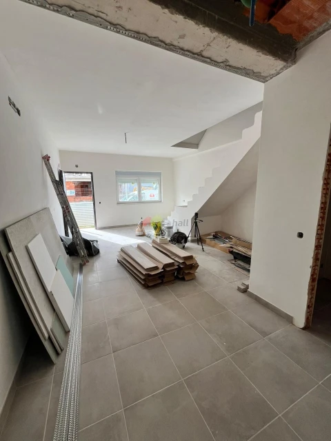 Moradia T2 para Venda em Malagueira e Horta das Figueiras