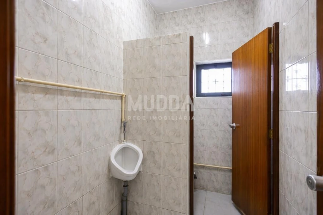 Armazém para Venda em Valega Foto 15