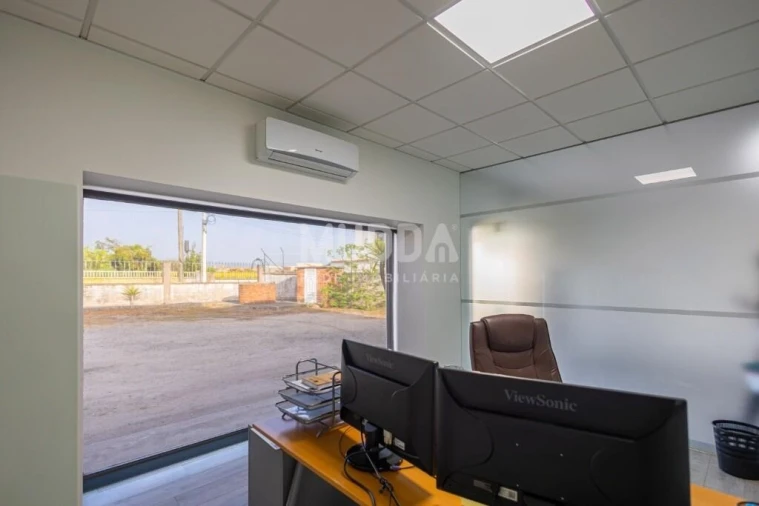 Armazém para Venda em Valega Foto 10