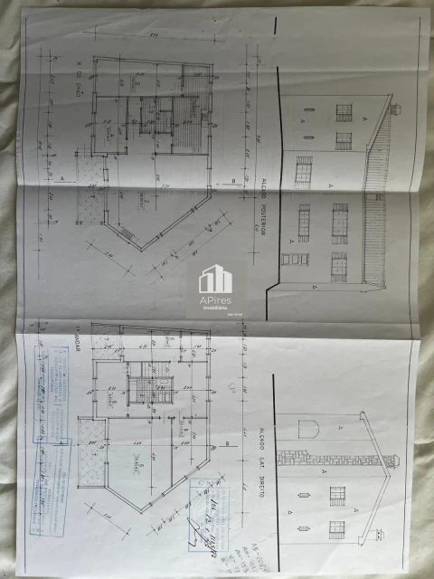Moradia T5 para Venda em Charneca de Caparica e Sobreda