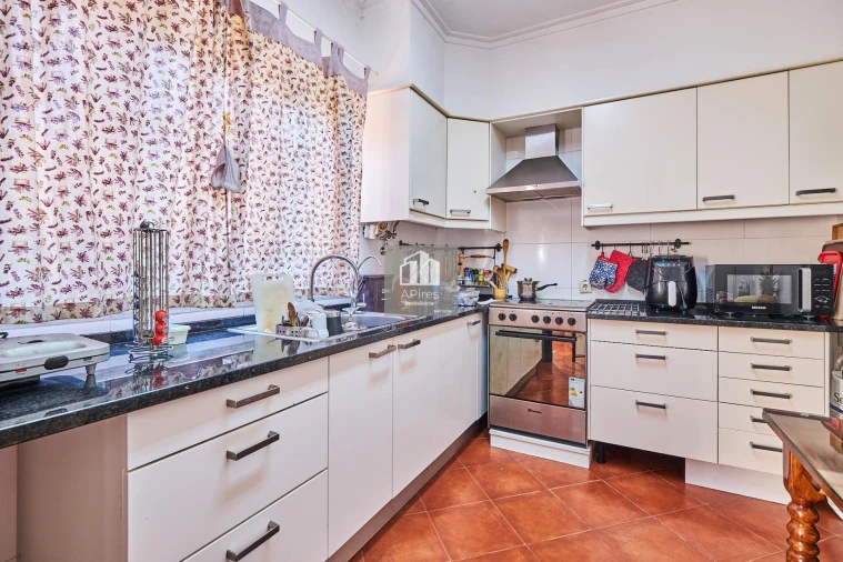 Moradia T5 para Venda em Charneca de Caparica e Sobreda Foto 20