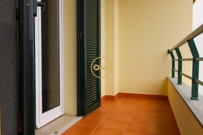 Moradia T4 para Venda em Caniço